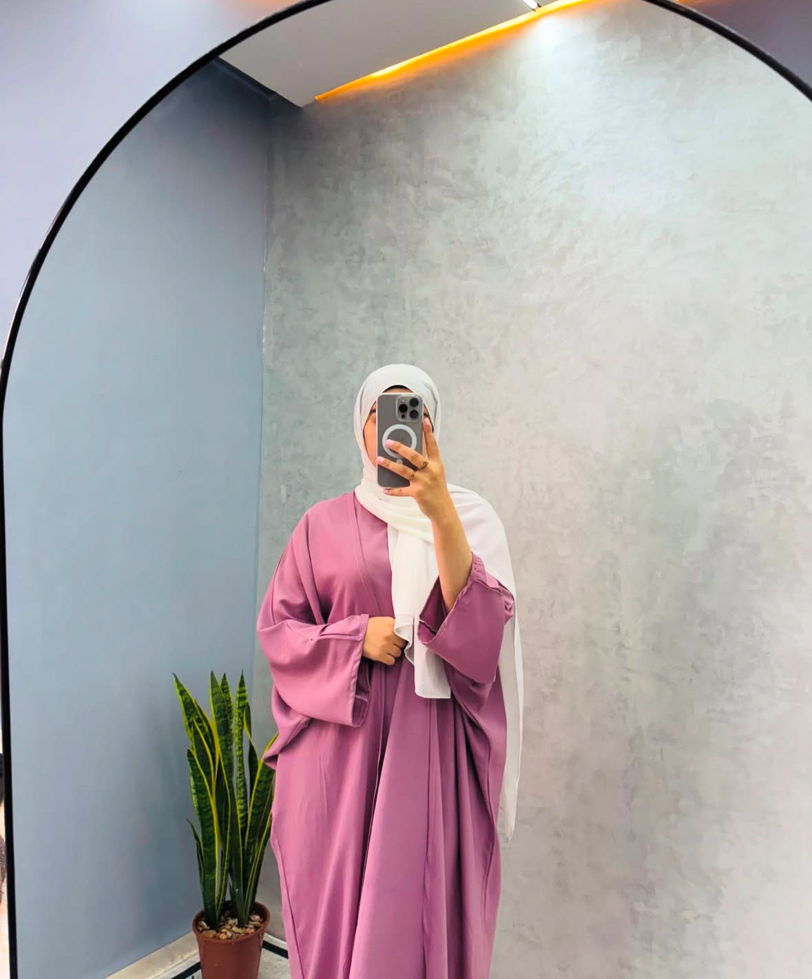 Abaya rose